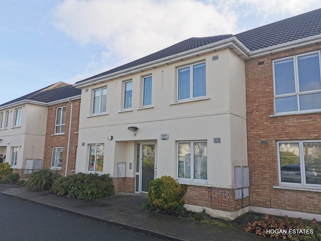 16 Manor Court