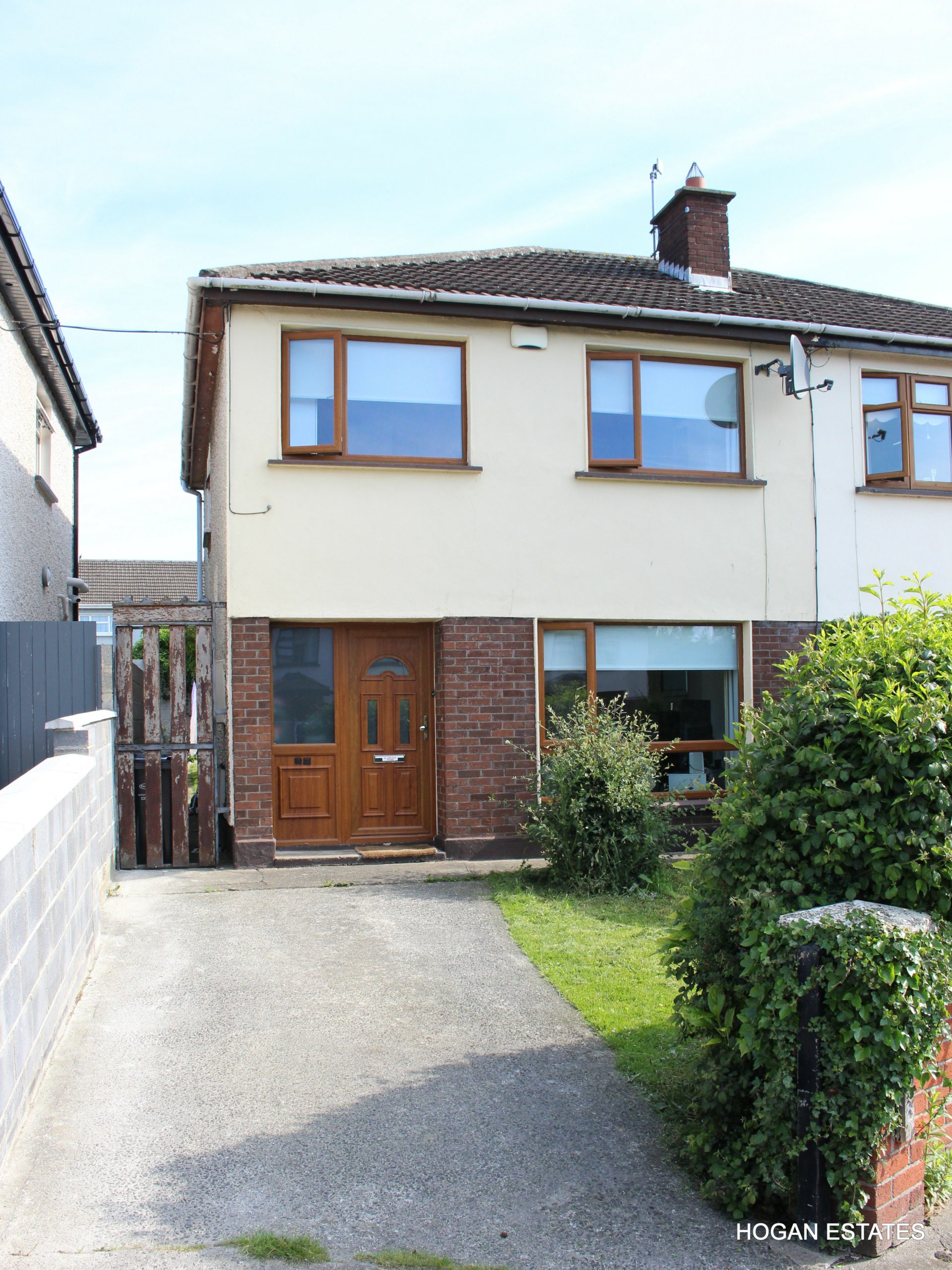 27 Oakcourt Grove